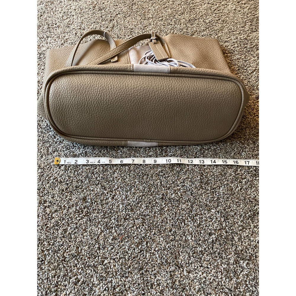 Shiraleah Tote Bag - Taupe - Picture 7 of 9